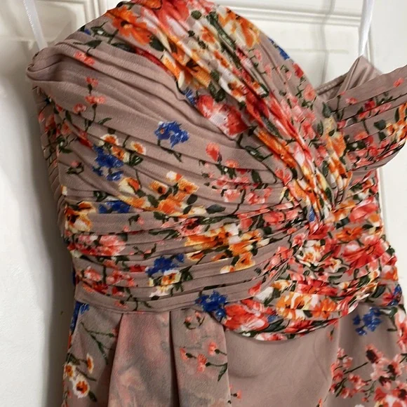 GB Gianni Bini Strapless Dress - Picture 3 of 7